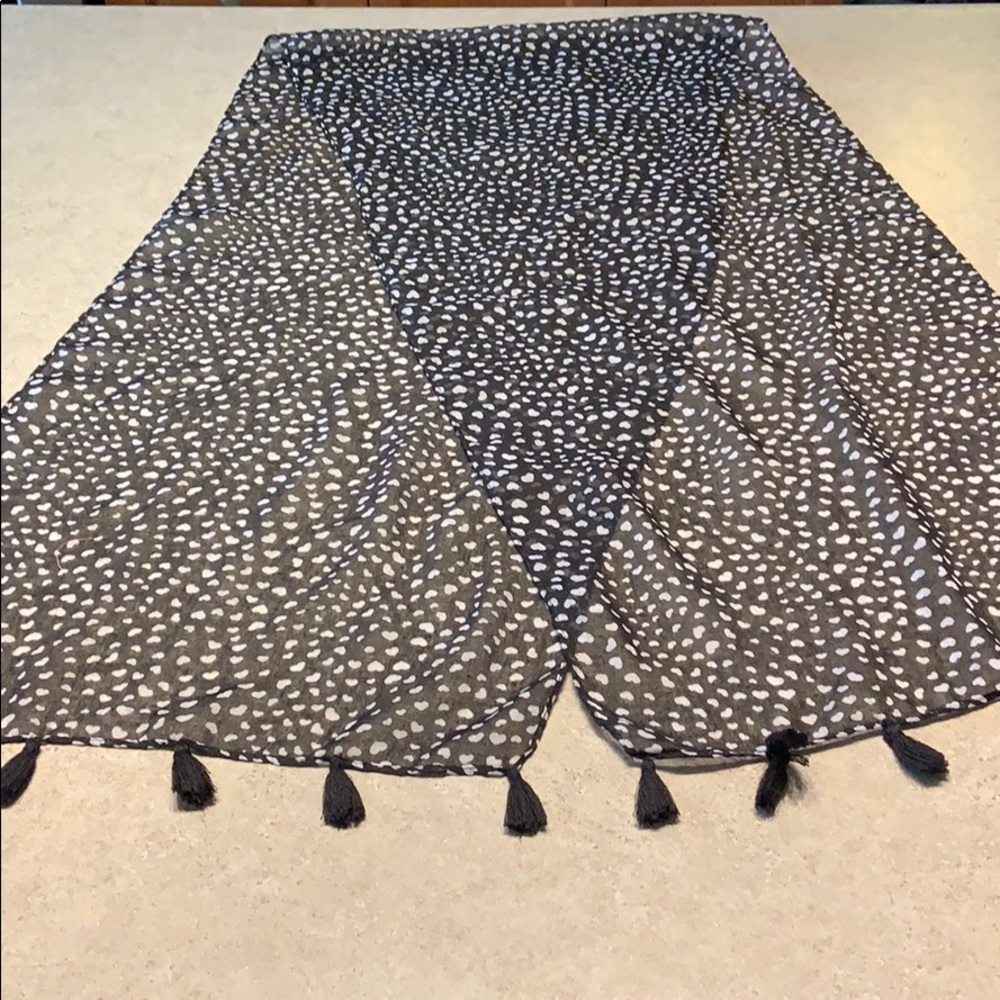 Women’s scarf